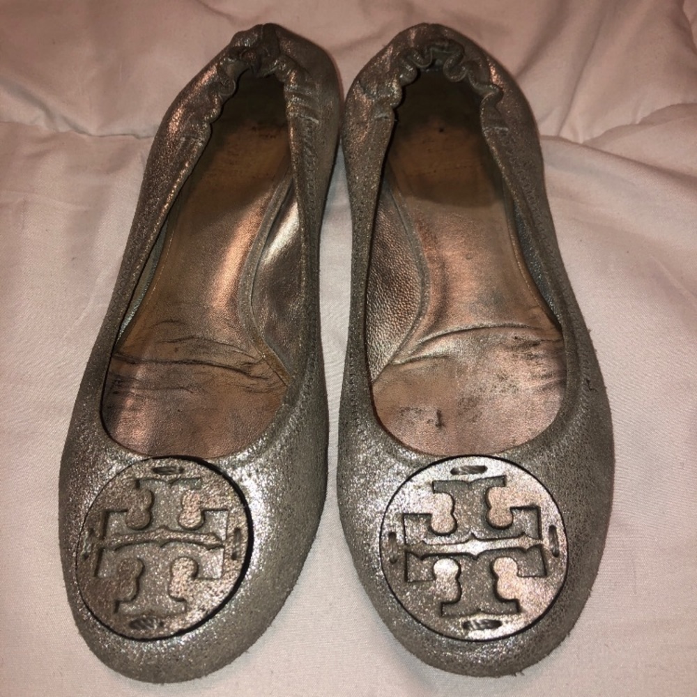 🛑SOLD🛑 Tory Burch Reva Flats Shimmer Silver